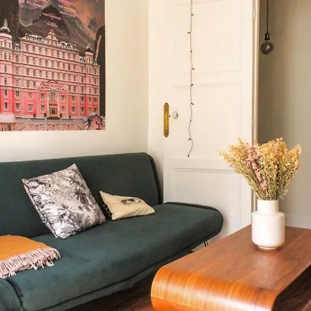 Charming Near Opera Apartment Paris